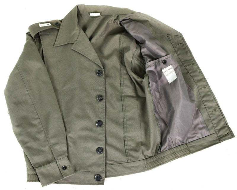 Original französische Militärjacke im klassischen Stil, Plissiert, Elastischer Saum, Grau